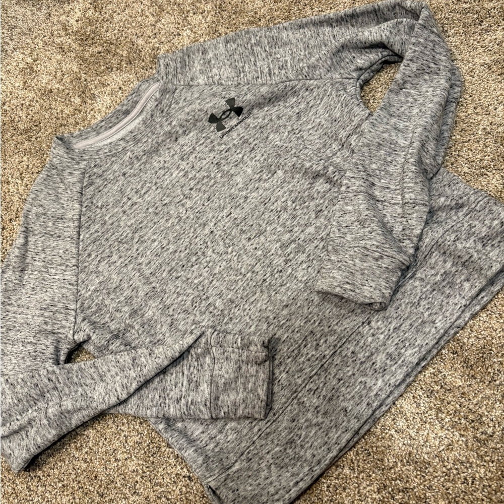 Under Armour Heathered gray cropped crewneck XS - Picture 2 of 3